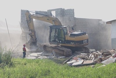Encroachment on GlefeLagoon: Over 100 illegal structures go down! …As Ablekuma West Assembly takes steps to protect Lagoon