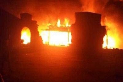 • Massive fire engulfs Burundi prison