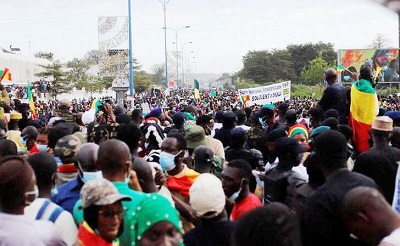 • Malians participate in a demonstration in Bamako called by the transitional government after ECOWAS imposed sanctions
