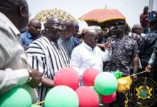 President Akufo-Addo being assisted by Vice President Bawumia to inaugurate the flyover