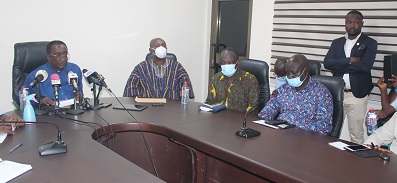 Dr Owusu-Afriyie Akoto(left) addressing the Poultry Farmers leaders. Photo Godwin Ofosu-Acheampong