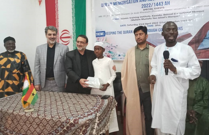 MrGheraami(third left) presenting award to one of the winners. Looking on are Sheikh Yaajalal, extreme left and Mr Khorshidi (second left)