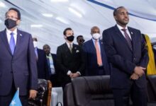 President Mohamed Farmajo (left) and Prime Minister Hussein Roble (right) are targets of a plot by al-Shabab