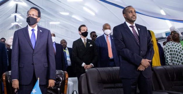 President Mohamed Farmajo (left) and Prime Minister Hussein Roble (right) are targets of a plot by al-Shabab