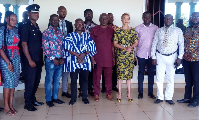 • Grace Jeanet Mason (fourth from right), Mr George Yaw Boakye (fifth from left) and other members of Ahafo RCCsite