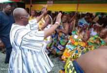 Vice President, Dr Mahamudu Bawumia waving at the chiefs and people on his arrival at the festival
