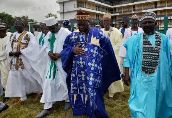 • Imam Tijani (right) with Alhaji Kabore (middle) and some Muslim clerics, heading towards the prayer grounds