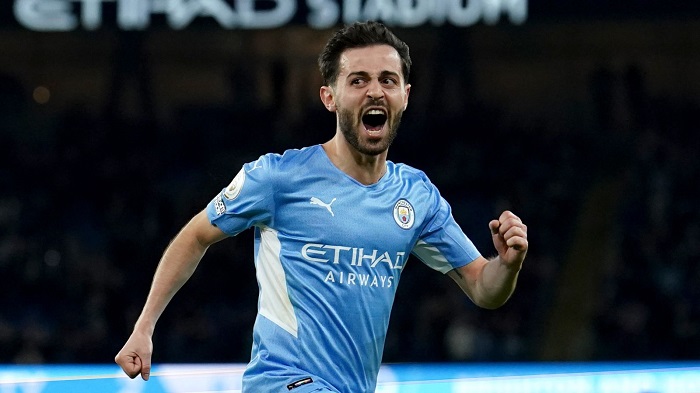 • Silva - Staying with City