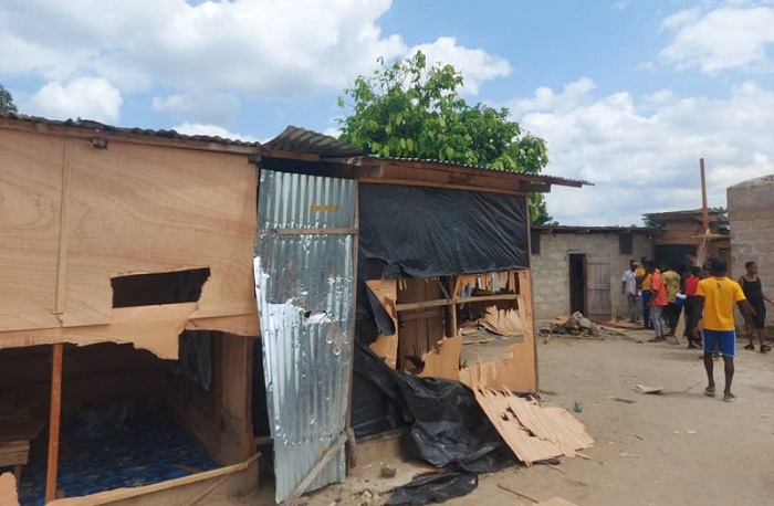 • Makeshift homes for commercial sex workers at Asankragwa