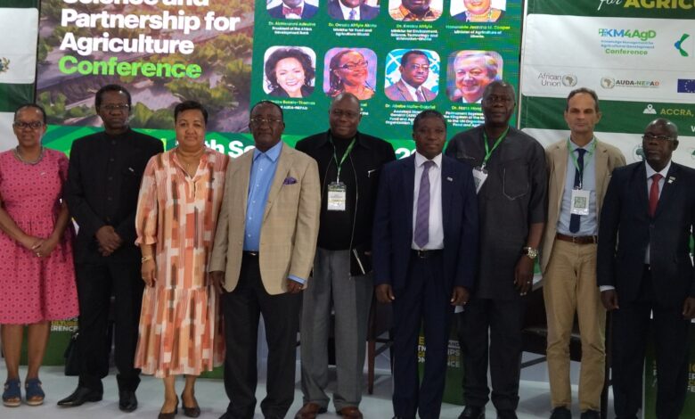 Dr Akoto (fifth from left) and other dignities