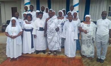 Nene Dr Korabo (middle) and Apostle Arhin (third from left) with the women