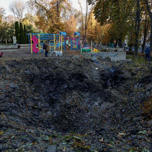 Missile strike at Shevchenko Park in Kyiv