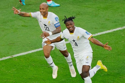 Andre Dede Ayew and Mohammed Salisu celebrating the first goal