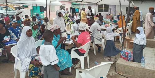 • Residents of Sabon Zango going through the health screening