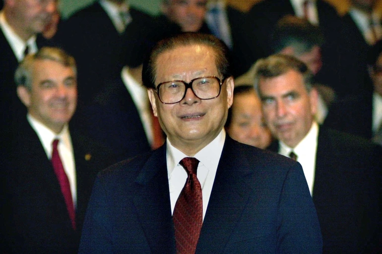 Jiang Zemin pictured during a meeting with corporate executives attending the Fortune Global Forum in Hong Kong.
