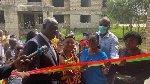 • Mr Justice Anin Yeboah (left) cutting the ribbon to inaugurate the court. With him are Nii Adote Odwaashontse, Mrs Ursula Owusu Ekuful and other dignitaries