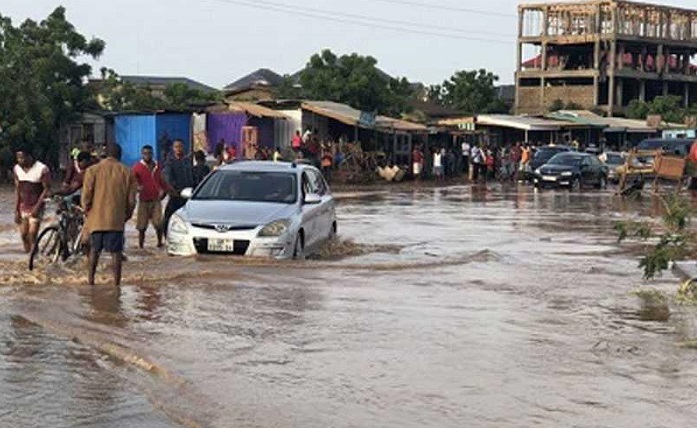 • The rains cause havoc in parts of Accra