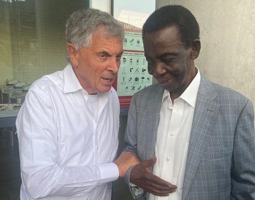 • Amb. Quarcoo (right) in a chat with Barry Dein