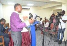 • Evangelist Dr Lawrence Tetteh addressing the press Photo: Victor A. Buxton