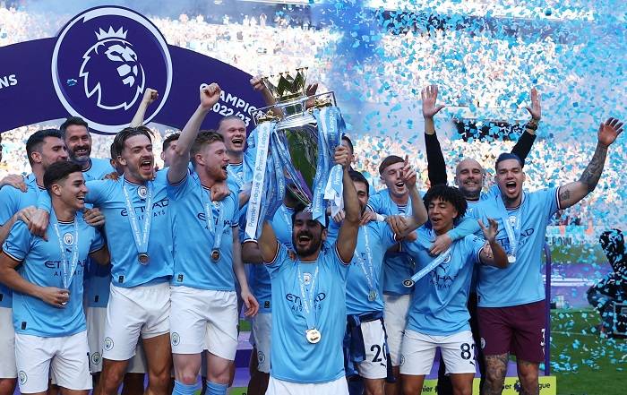 • City celebrating with their 2023 EPL title