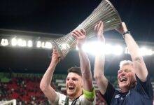 • Moyes (right) and Declan Rice lifting the Europa League Conference trophy