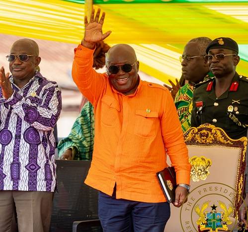 President Akufo-Addo waving at the crowd