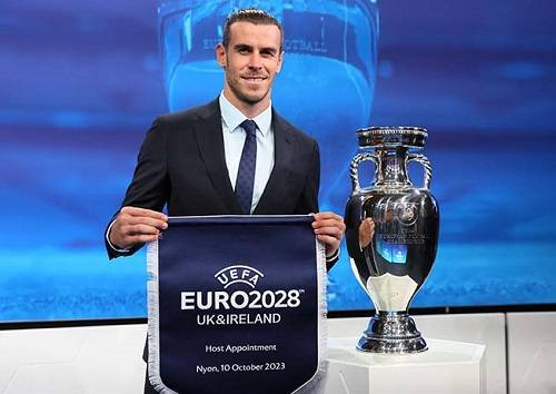 UK and Ireland ambassador Gareth Bale poses with the trophy