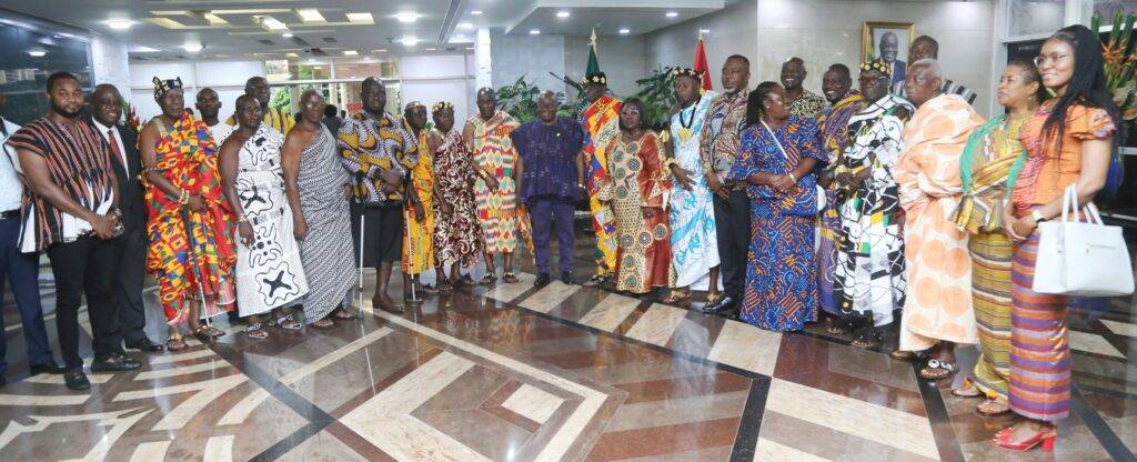 President Akufo-Addo (middle), with members of the Oti Regional House of Chiefs after the meeting at the Jubilee House
