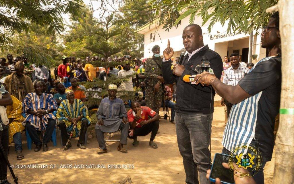 Mr. Jinapor addressing Chiefs and the people at the durbar 