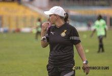 • Nora Huptle-Black Queens coach