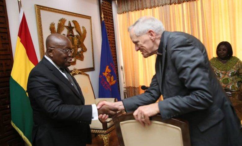 President Akufo-Addo welcoming Reverend Dr Wesley Granberg-Michaelson to the Jubilee House
