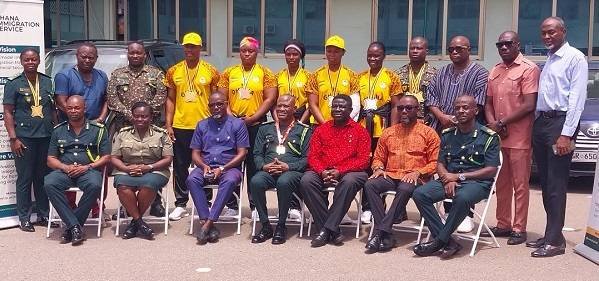 Ghana: Victorious armwrestlers call on GIS boss Ghana: Victorious armwrestlers call on GIS boss
