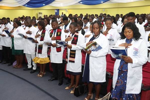 295 Physician Assistants inducted into MDCG
